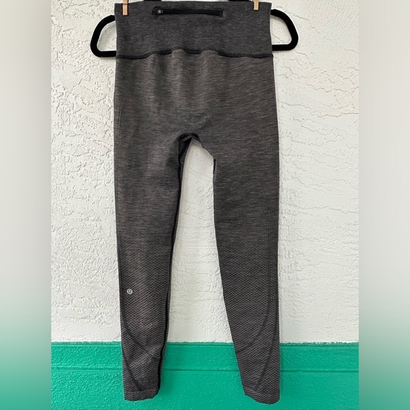 Lululemon Leggings Ready To Run Tight *Evanescent 26” Lunar Rock/Black Size 4 - Picture 5 of 11